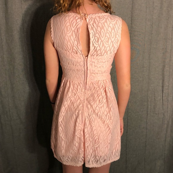 PINK LACE DRESS - Picture 2 of 3